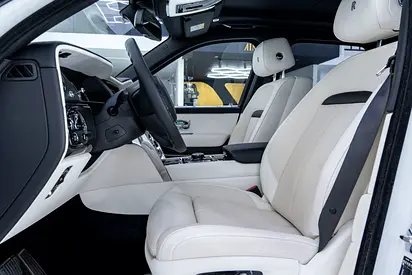 صورة 9 لـ 2024 ROLLS-ROYCE CULLINAN