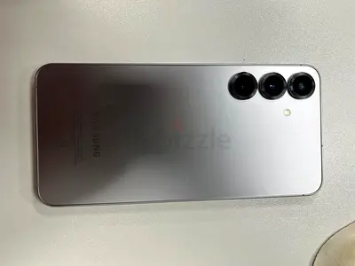 Samsung Galaxy S25+ (Silver) - New Condition. Box and all original accessories available