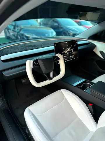 صورة 5 لـ 2024 Tesla MODEL 3
