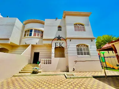 Private 5 Bedrooms Villa with Tenancy Contract