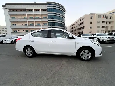 2023 Nissan SUNNY 照片 10