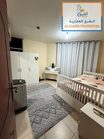 A great opportunity to rent a comfortable studio in one of the best locations in Ajman Corniche, near Al Hakem Roundabout. The studio is ideally locat
