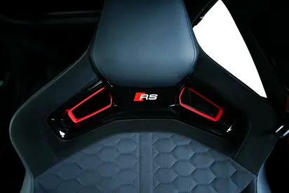 2024 AUDI RS4 — миниатюра 20