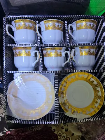 6-Piece Porcelain Tea Cup and Saucer Set with Gold Trim