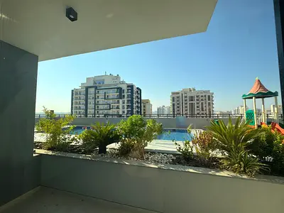 POOL VIEW | LUXURY | LARGE