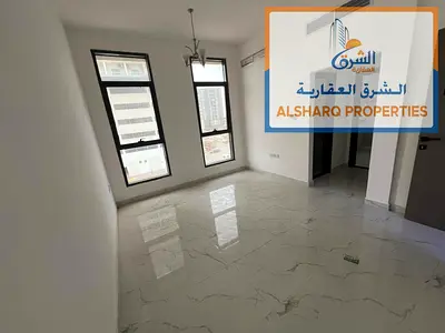 شقة بمساحة ممتازة و صرف صحي مجاني بموقع مميز علي شارع محمد بن زايد مباشرة
