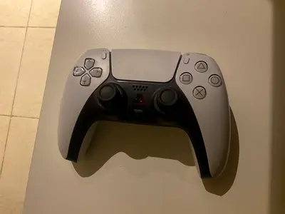 Sony PS5 DualSense Wireless Controller - White, used in good condition