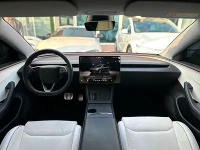 صورة مصغرة 12 لـ 2025 Tesla MODEL 3