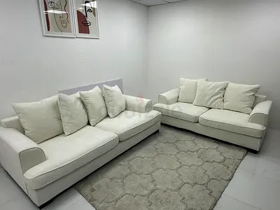 Almost like new condition the one brand Kingston Sofa set