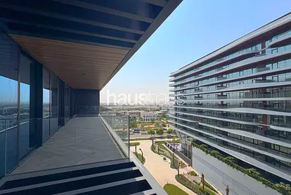 Mid Floor | Premium Amenities | First Access