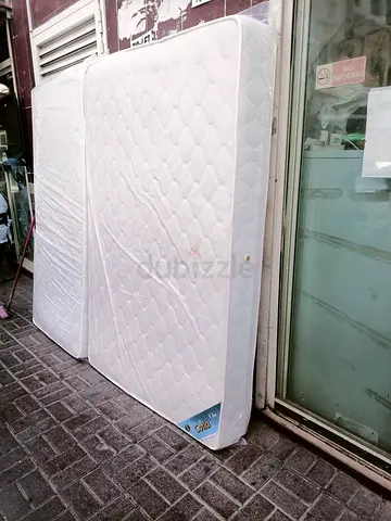 King size mattress 180x200cm. Same day delivery available