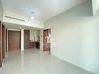 Unfurnished | Bright layout | Mid Floor
