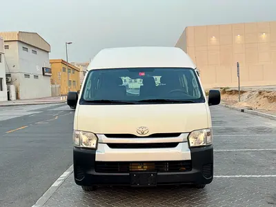 HIACE 2018 GCC 13 SETAR GOOD CONDITION VAN