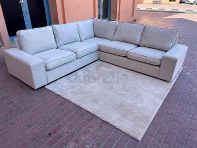 Like new Condition Ikeà/kivik Corner Sofa Beige