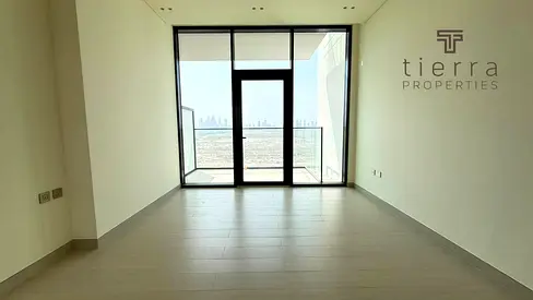High-Floor Studio | Balcony | City & Desert Views
