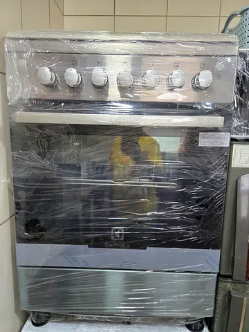 4-Burner Built-in Gas Hob (Good Working Condition)
