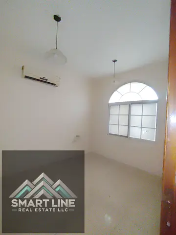 BIG OFFERS 1BHK WITH SIPLAT AC FAMILY BUILDING RENT ONLY 19K