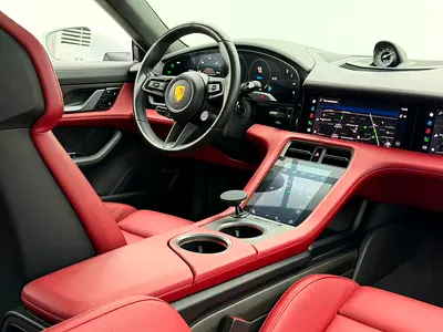 2021 Porsche TAYCAN — миниатюра 11