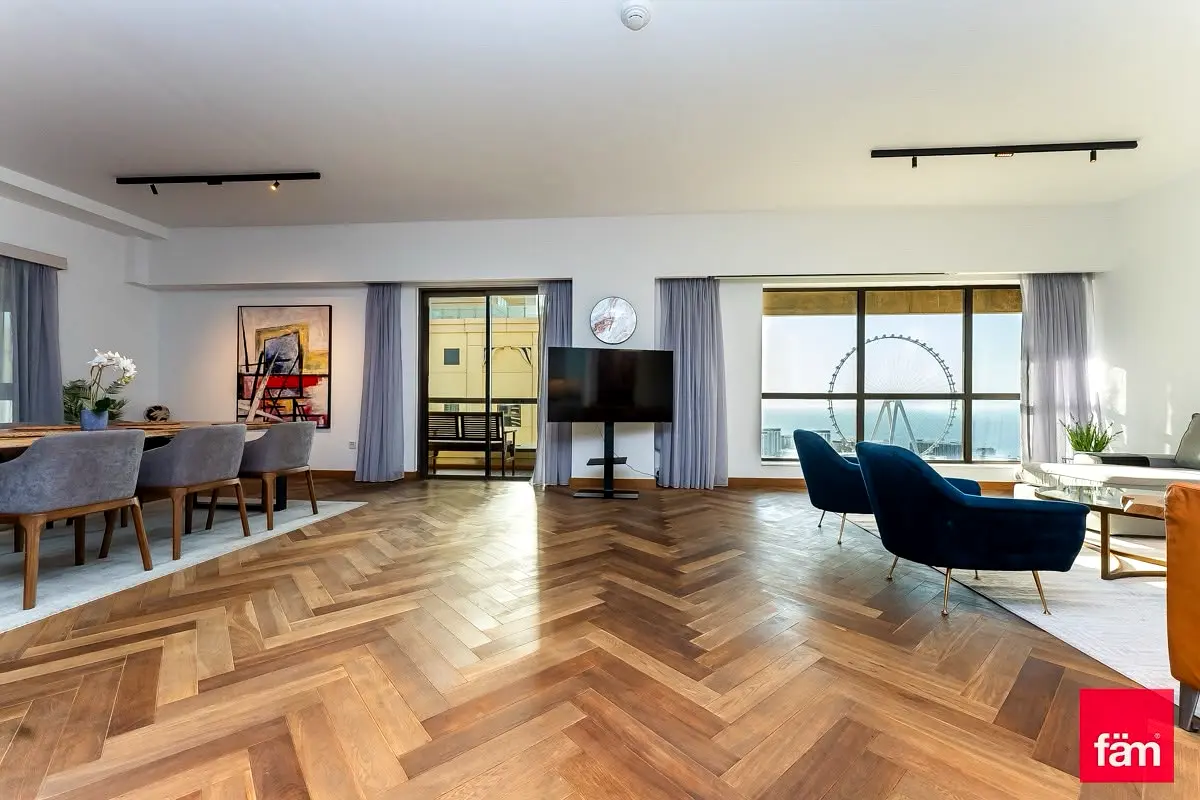 High Quality Upgrade I Fully Furnished I Sea View