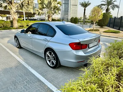 صورة مصغرة 3 لـ 2015 BMW 3-SERIES