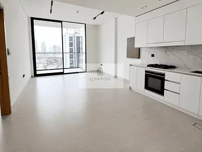 Spacious 1-BR | Bright & Modern | Prime Location