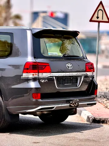 صورة 9 لـ 2017 Toyota LAND CRUISER