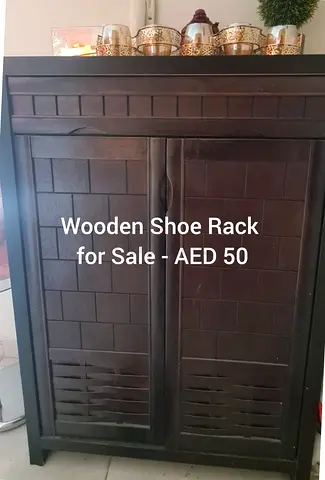 Dark Wood 2-Door Shoe Cabinet / Rack - Compact Storage