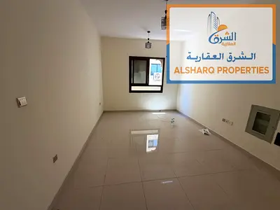 للايجار السنوي كورنيش عجمان غرفه وصاله صاله منفصله تكييف مركزي قريب دوار السفينه 28 الف 6 دفعات