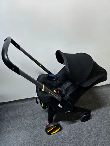 Doona+ plus infant car seat and stroller good condition