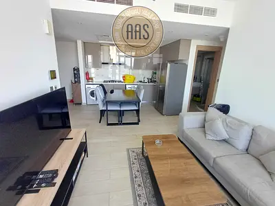 Fully furnished 3BHK apartment with fully fitted kitchen only 125k ready to move