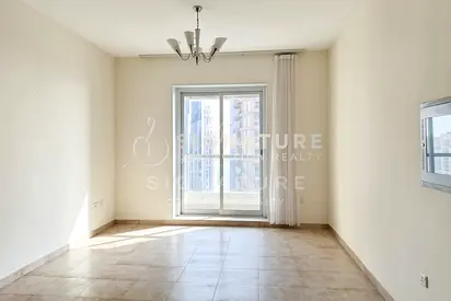 Modern 1BHK with Study Room | Dubai Star JLT