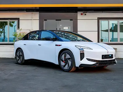 Hongqi EH7 2025  European Specs | Brand New Electric Luxury