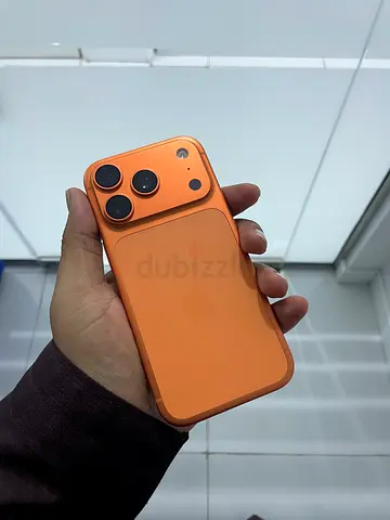 iPhone 17 pro 256 - Cosmic Orange