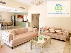 Spacious 4BR Townhouse | Golf View |Private Garden