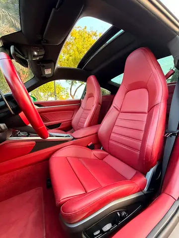 2023 Porsche 911 — миниатюра 12