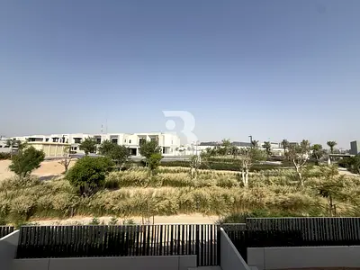 Close to Pool | Single Row | Park View