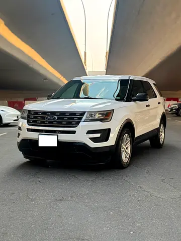2017 Ford Explorer 7 seater