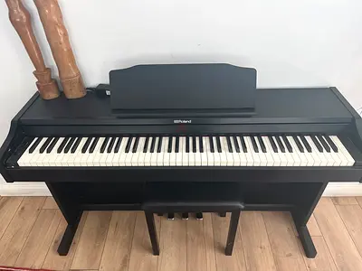 Roland Piano