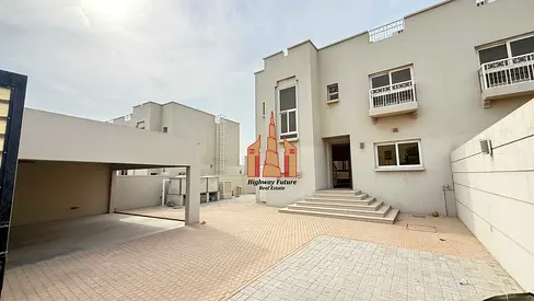 Luxury 3BR Villa With Wardrobes + Maidsroom in Barashi