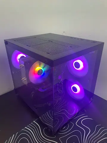 Gaming pc rtx 5050 16gb ram + monitor