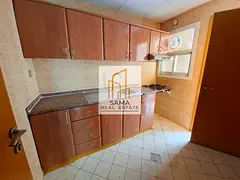 Today hot offer 2bhk with one washroom+2 balncoy close to bas station only 30k