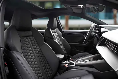 2025 AUDI RS3 — миниатюра 11