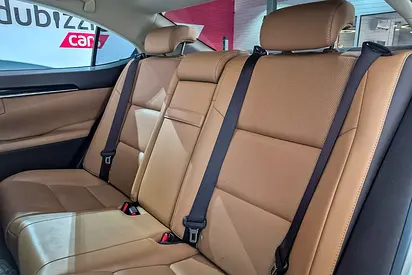 صورة 12 لـ 2018 Lexus ES-SERIES