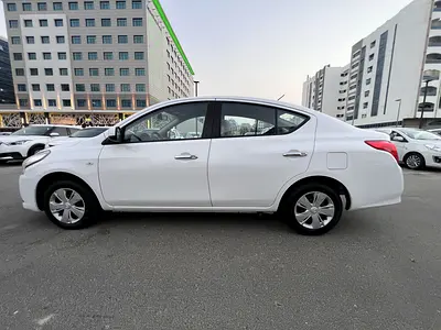 2023 Nissan SUNNY 照片 9