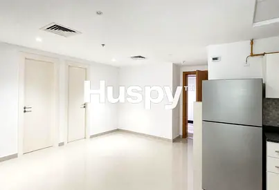 Vacant Now | Upgraded Kitchen | Waterfront Unit