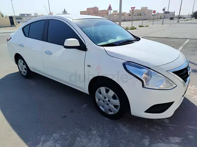Nissan sunny 2023 sv gcc