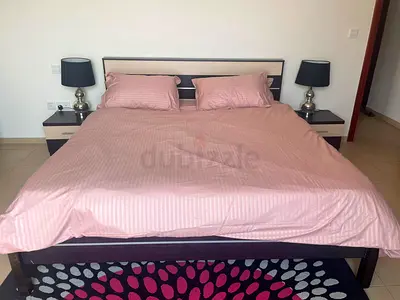 King Size Bedroom Set – 5 Pieces in AED 1000