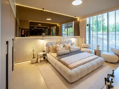 BRIGHT 1BR + STUDY WITH BALCONY I IN PRIME JVT LOCATION