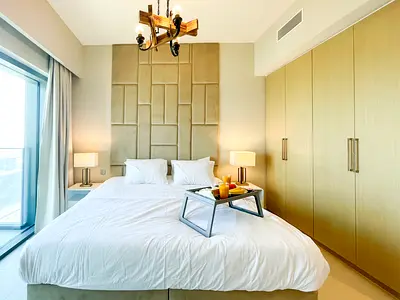 Modern 2BR Apartment | High Floor | City Views | All Bills Included