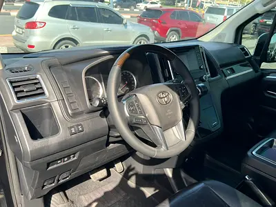 صورة 6 لـ 2021 Toyota GRANVIA